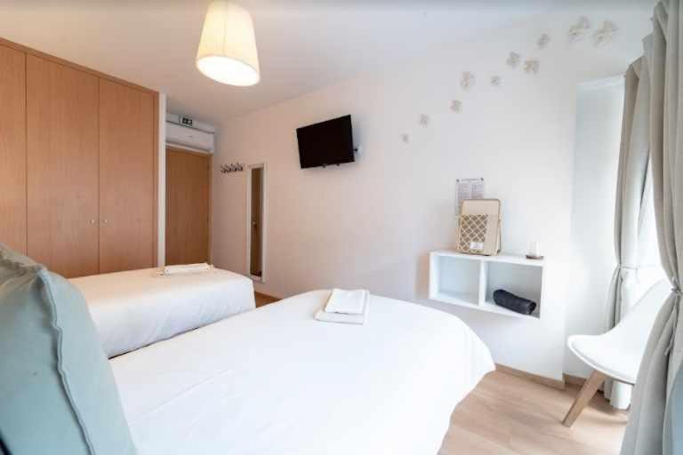 Se Guesthouse Брага Стая снимка